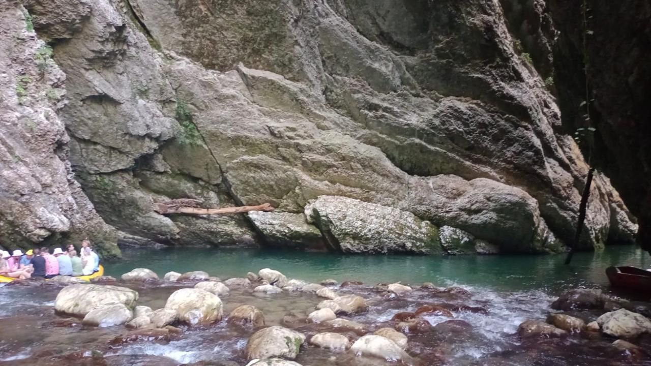 Рафтинг на реке бзыбь — тур «Горный ветер»