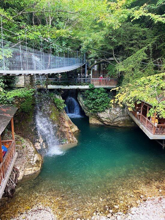 СУХУМ + ЧЕРНИГОВКА — тур «Горный ветер»