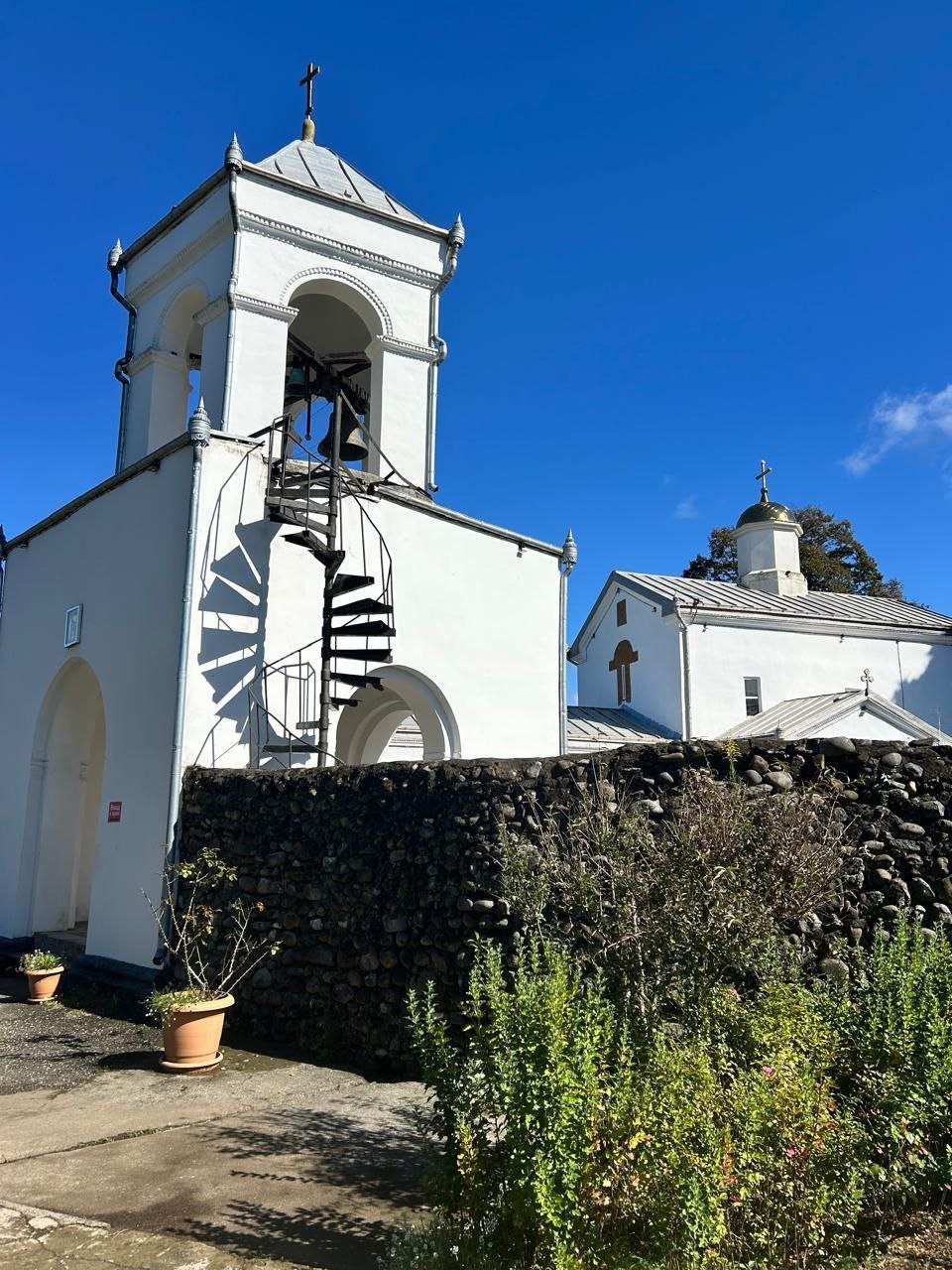 СВЯТЫЕ КАМАННЫ + СУХУМ — фото 3